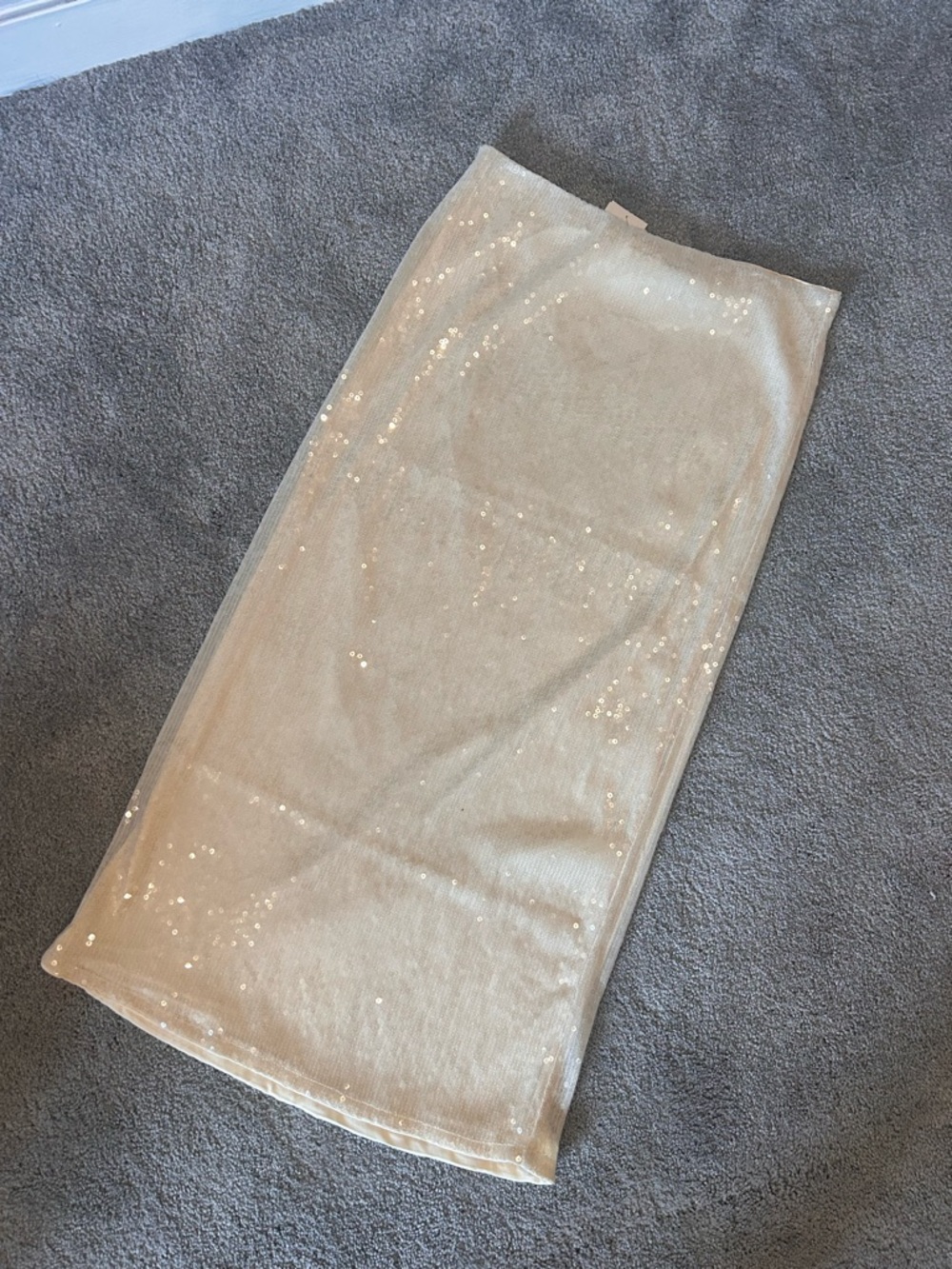H&M Beige Sequin Pencil Skirt